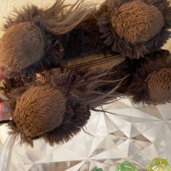 Dungeons and Dragons OwlBear with Dice - Picture 7 of 12